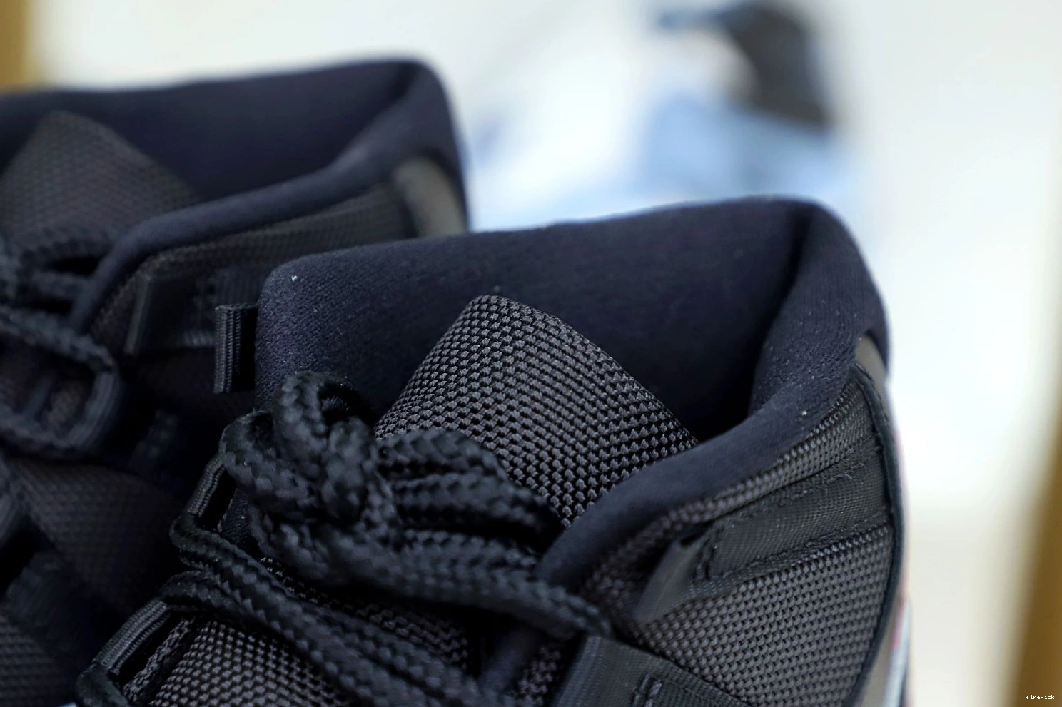 JORDAN 2019 RETRO 11 AIR 'BRED' 0123